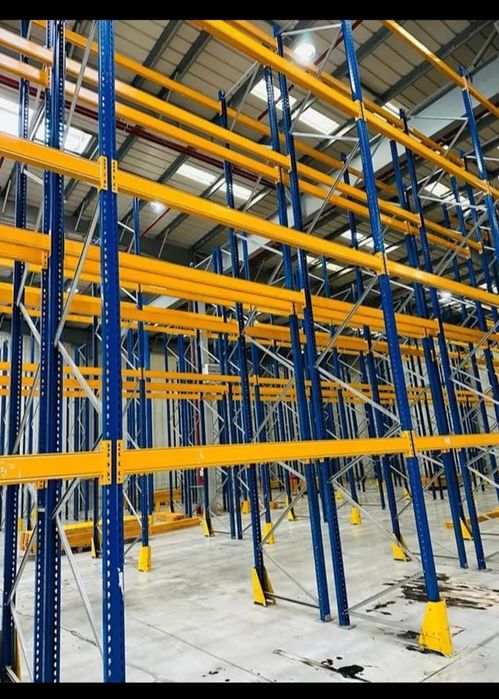 Rafturi metalice industriale