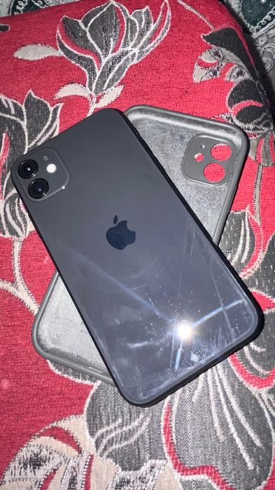 Айфон 11 128гб торг срочно