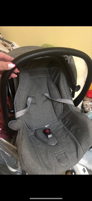 Бебешко столче за кола