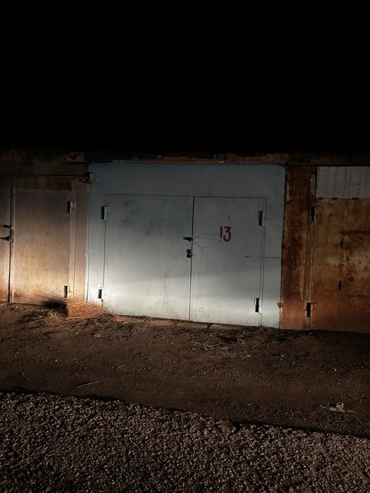 Продается хороший гараж