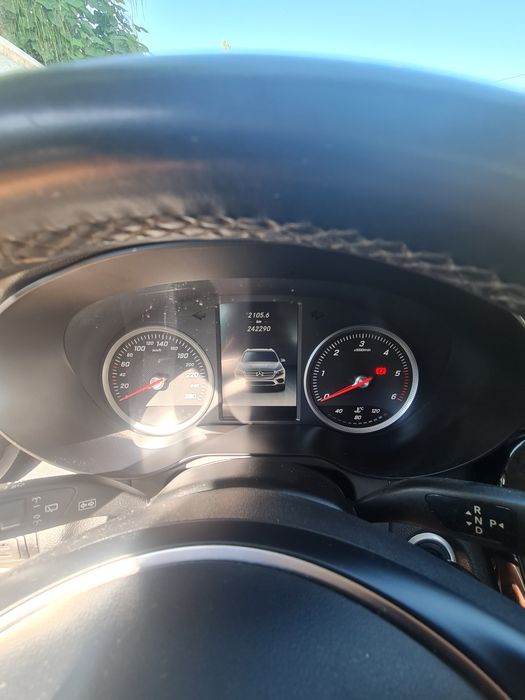 Mercedes-Benz GLC 220D 4Matic