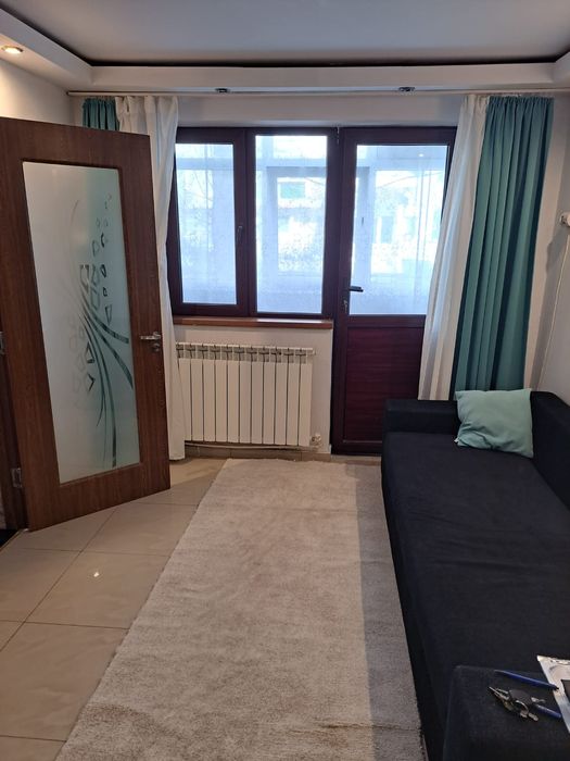 Vand  apartament 3 camere
