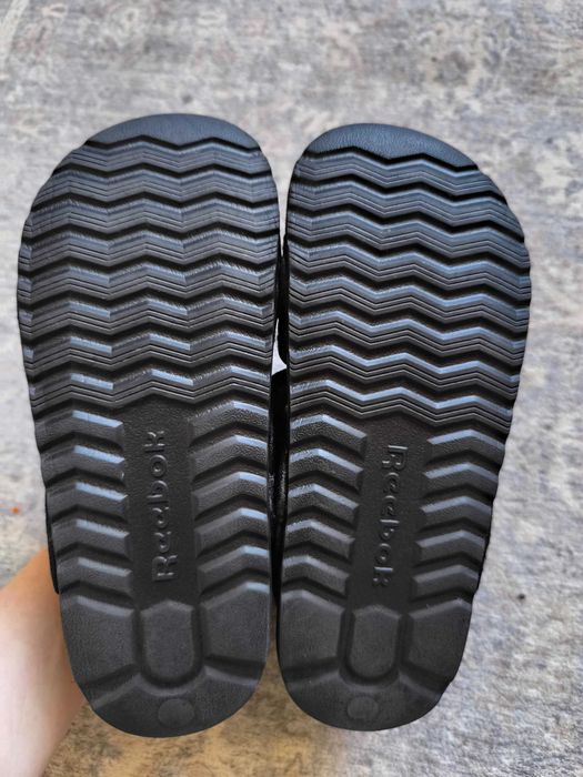 Сандали Reebok 32