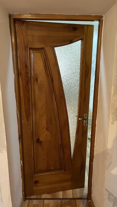 Двери из дерево отличного качество