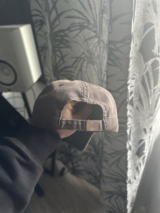 Șapcă Balenciaga Paris Gri