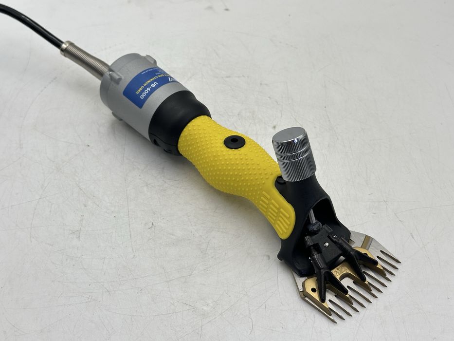 Qoy yungin oladigan apparat