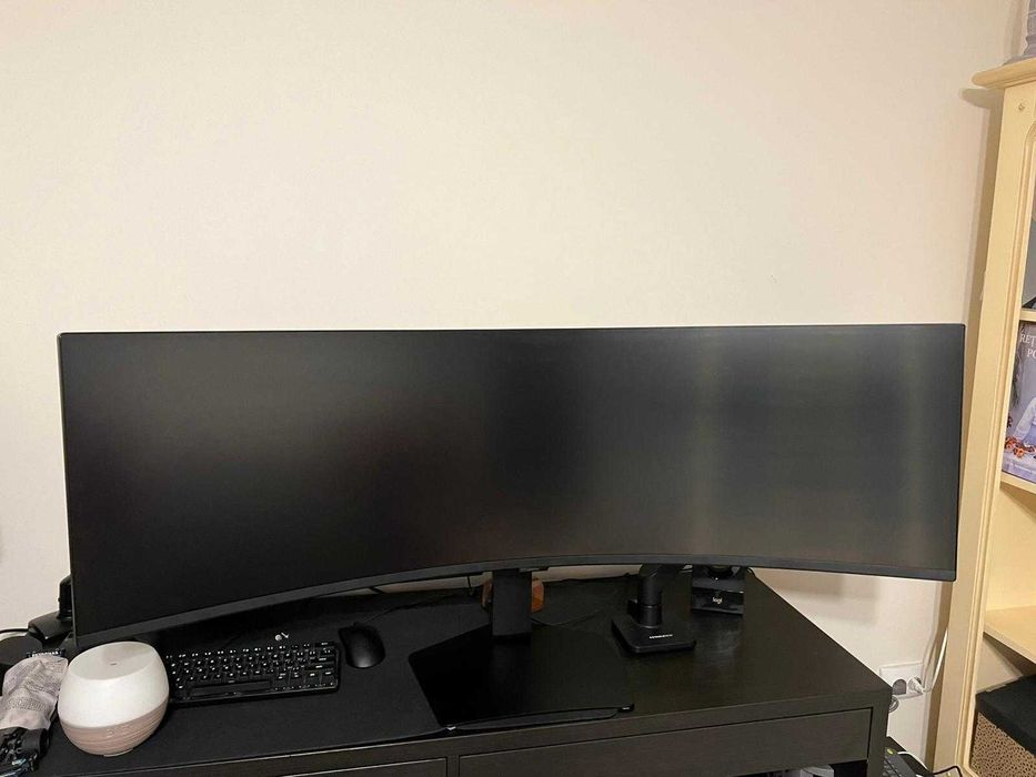 Monitor Gaming Samsung Odyssey G9 G95C