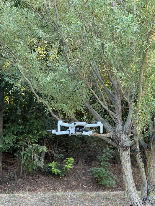 DJI Mavic Mini Fly More Combo si protectii pentru elice