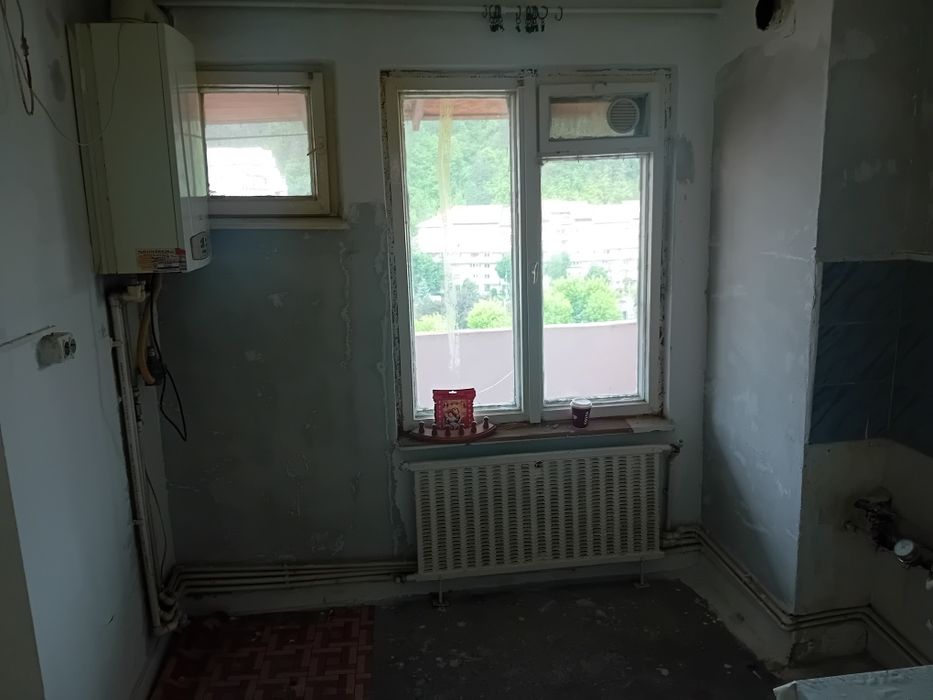 Ap 4 Cam Duplexuri 100mp  etaj 8 cu 9 hidroizolat centrala decomandat