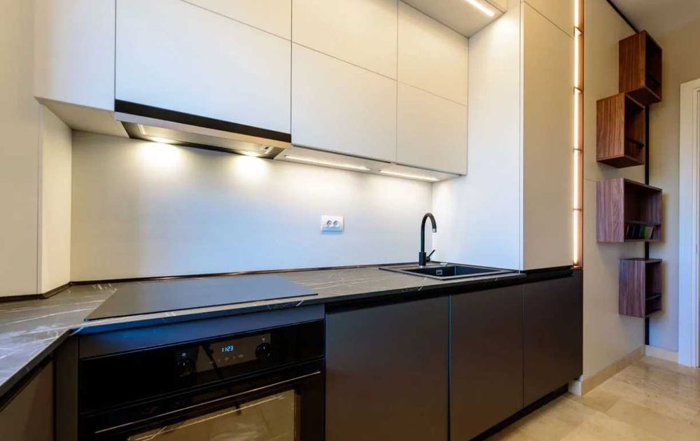 Дава се под наем Двустаен апартамент в Пловдив, Остромила - 73 кв.м за 280.5 € - Снимка #1