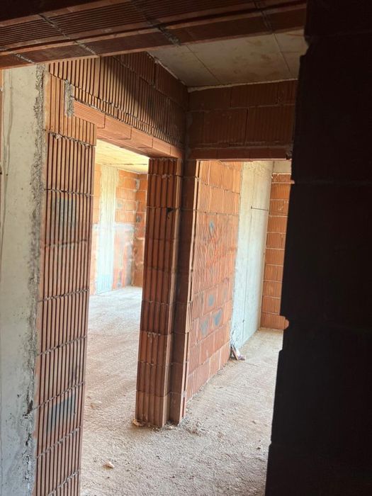 Продава се Двустаен апартамент в Пловдив, Южен - 63 кв.м за 1540 €/кв.м - Снимка #3