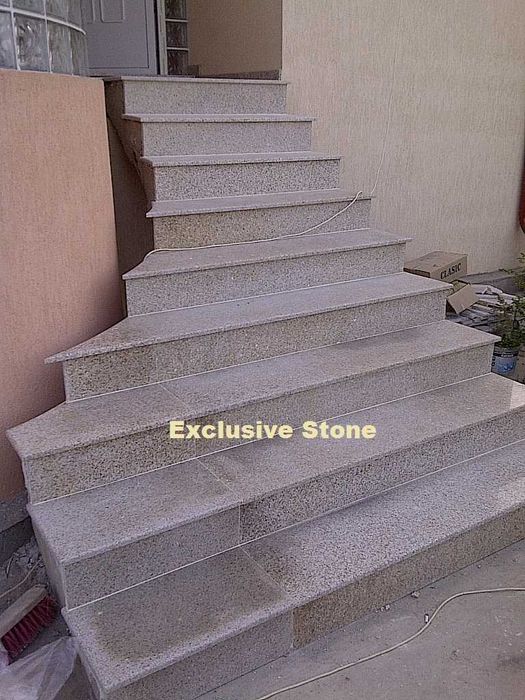 FABRICA Trepte, glafuri, blaturi, marmura, granit, travertin, montaj