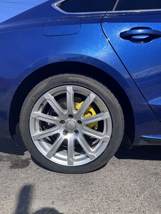 Jante originale  Audi a5 r18 anvelope iarna