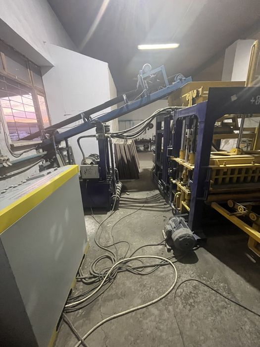 Продам оборудование по производству брусчатки.