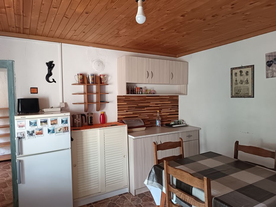 Вила в село Левка под наем