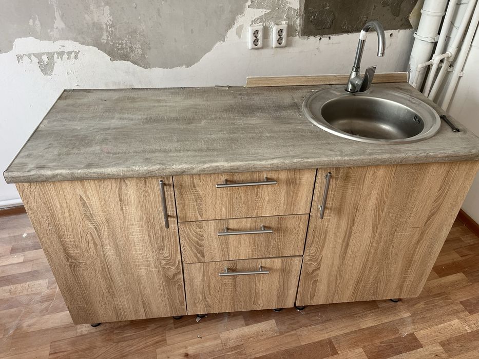 Продам , шкаф для кухни