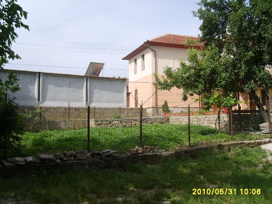 Продава се Къща в с. Пчелище, Област Велико Търново - 200 кв.м за 700 €/кв.м - Снимка #7