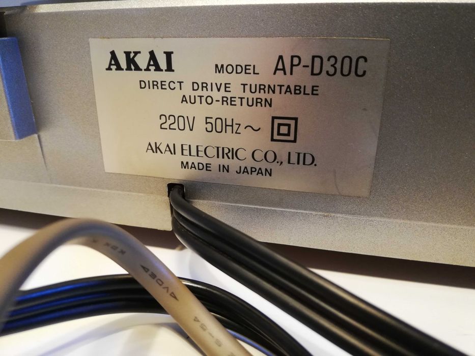 Pick-up AKAI model AP-D30C - Direct Drive/Impecabil/made in JAPAN