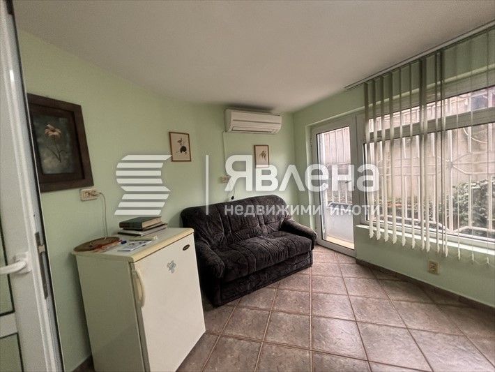 Дава се под наем Магазин в Варна, Колхозен пазар - 75 кв.м за 780 € - Снимка #7