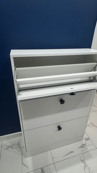 Продам обувницы новые