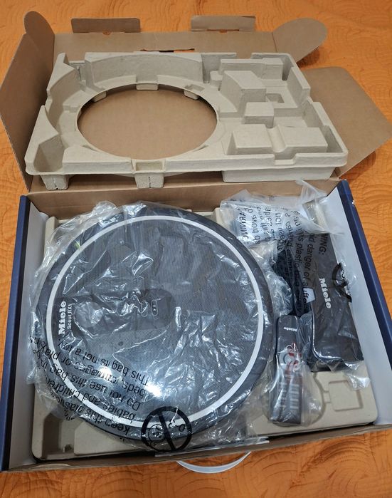 Aspirator MIELE Scout RX1