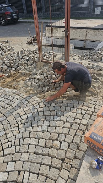 Piatra  cubica  pavaj