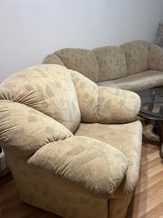 Холна гарнитура цената подлежи на коментар