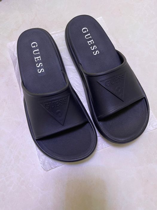 Тапочки Guess slides