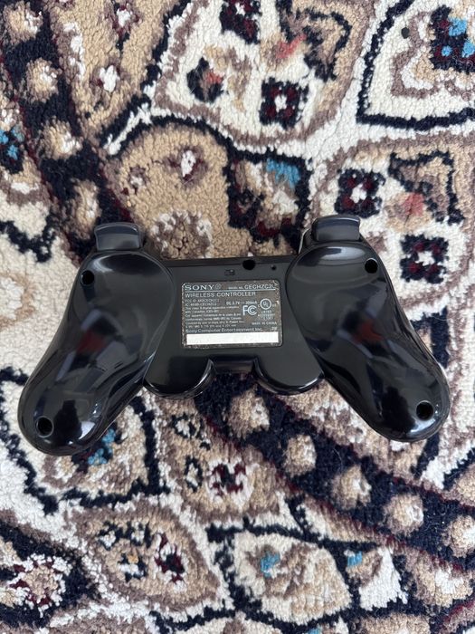 PS 3 jostik orginal sotiladi srochno