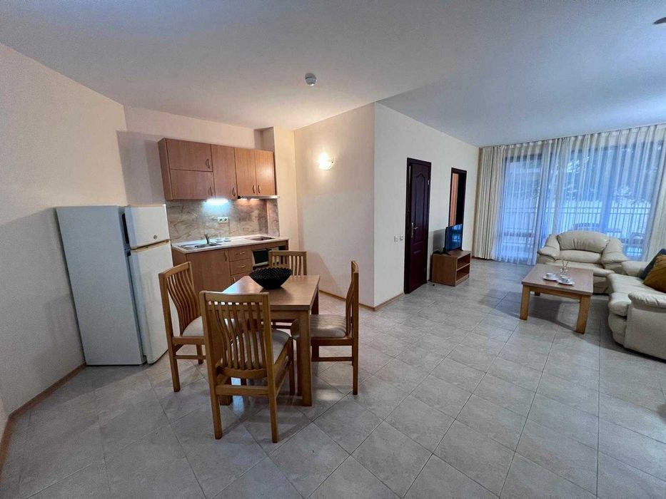 Продава се Двустаен апартамент в к.к. Слънчев бряг - 75 кв.м за 887 €/кв.м - Снимка #3