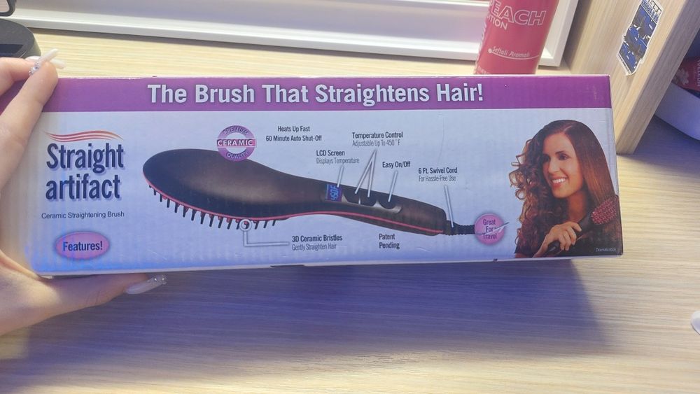 Четка за коса с нагряваща функция за изправяне