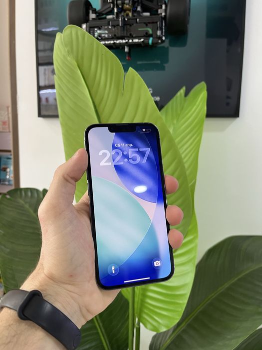 iPhone 13 Pro в идеальном состоянии