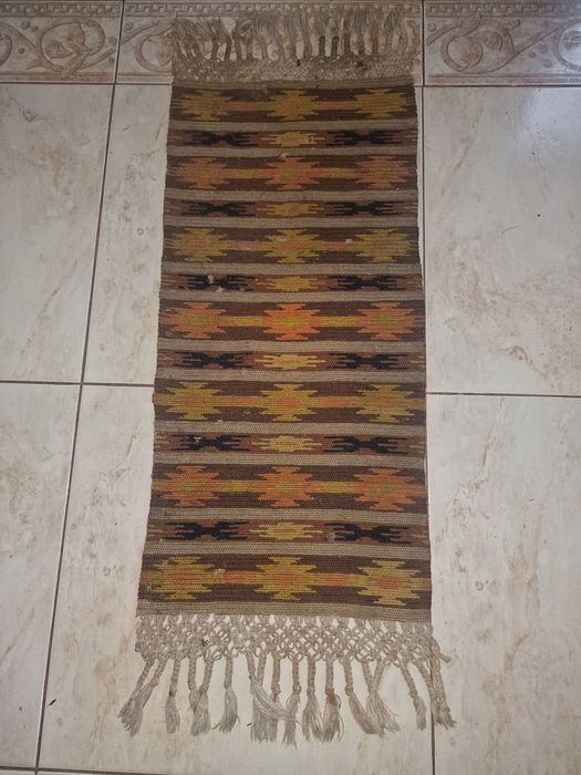 Covor vechi tradițional