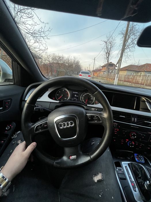 Vand Audi A4 B8 2008