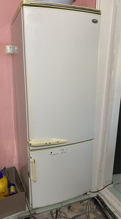 Срочно Продам холодильник