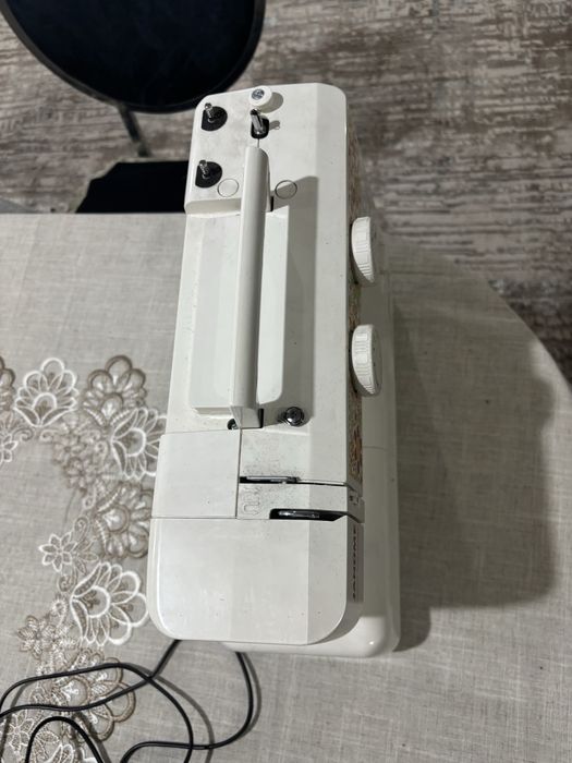 продам швейную машинку