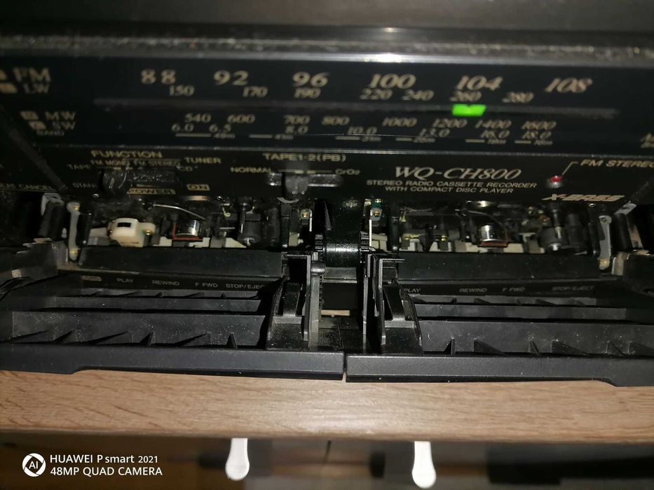 Dublu radio casetofon portabil boombox SHARP WQ CH800 (12V)