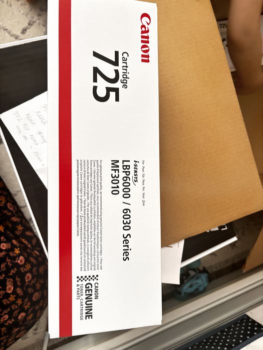 Продам КАРТРИДЖ 725 для принтера Canon