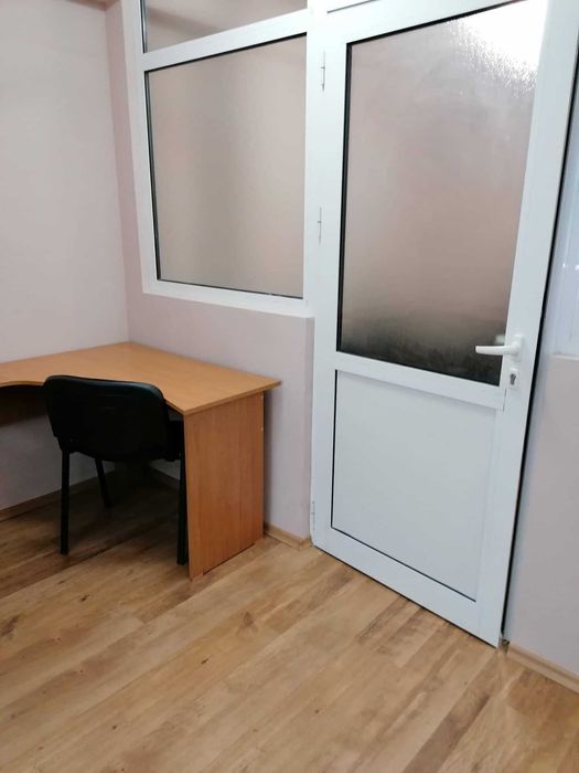 Дава се под наем Офис в Пловдив, Кършияка - 40 кв.м за 408 € - Снимка #3