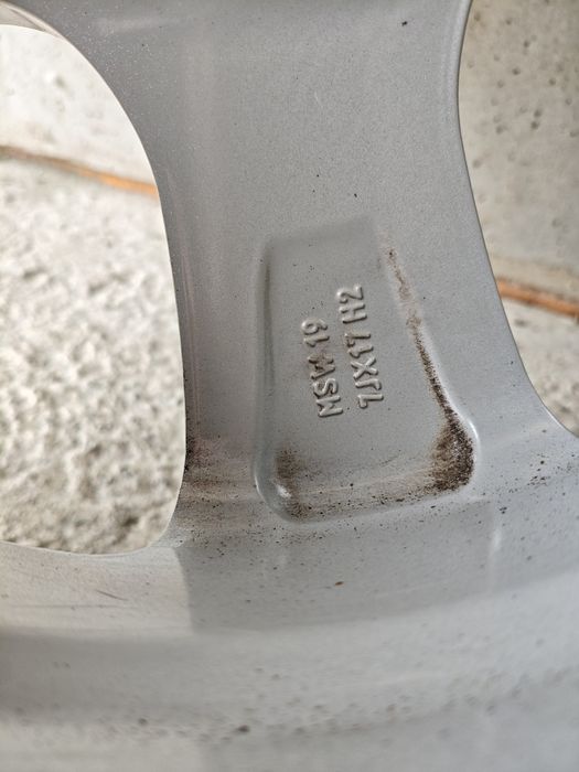 17 джанти от Honda CR-V със зимни гуми 225/65/17