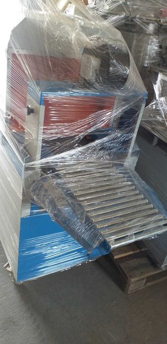 Tunel ambalare-folie termocontractibila si Etichete SHINK SLEAVE. Nou!