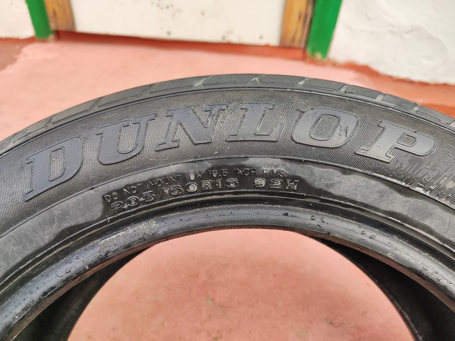 Шины летние б/у Dunlop Sport 2050M