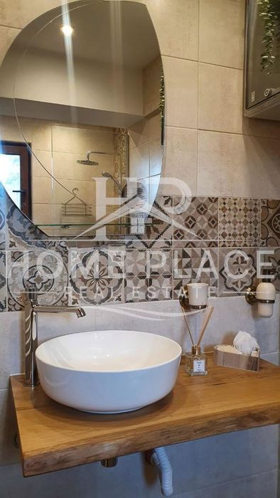 Дава се под наем Етаж от къща в Варна, м-т Св. Никола - 85 кв.м за 797.64 € - Снимка #11