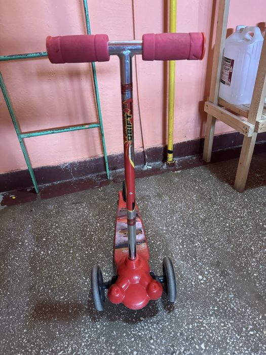 Trotineta cars cu roti de silicon