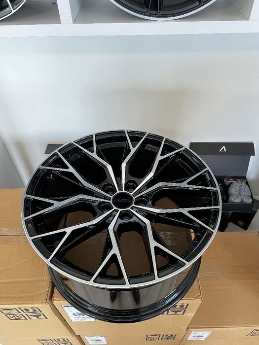 Jante BMW R19 5x120 Arceo Roma Noi Seria 1 2 3 4 5 6 7 E46 E90 E91 E92 E93 F20 F21 F22 F23 F30 F31 F32 F33 F34 F36 F10 F11 F01 F02 F06 F12 F13