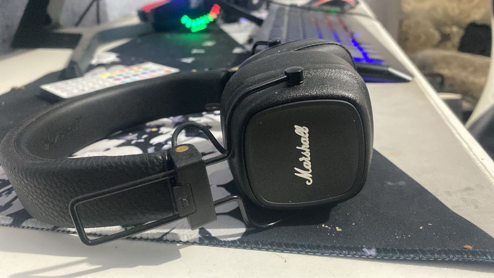 Наушники Marshall IV
