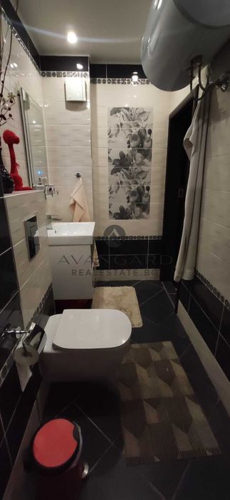 оф.22003 Тристаен Обзаведен Кючук Париж