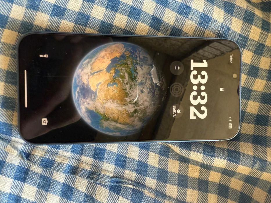 Продам Айфон 13.128гб