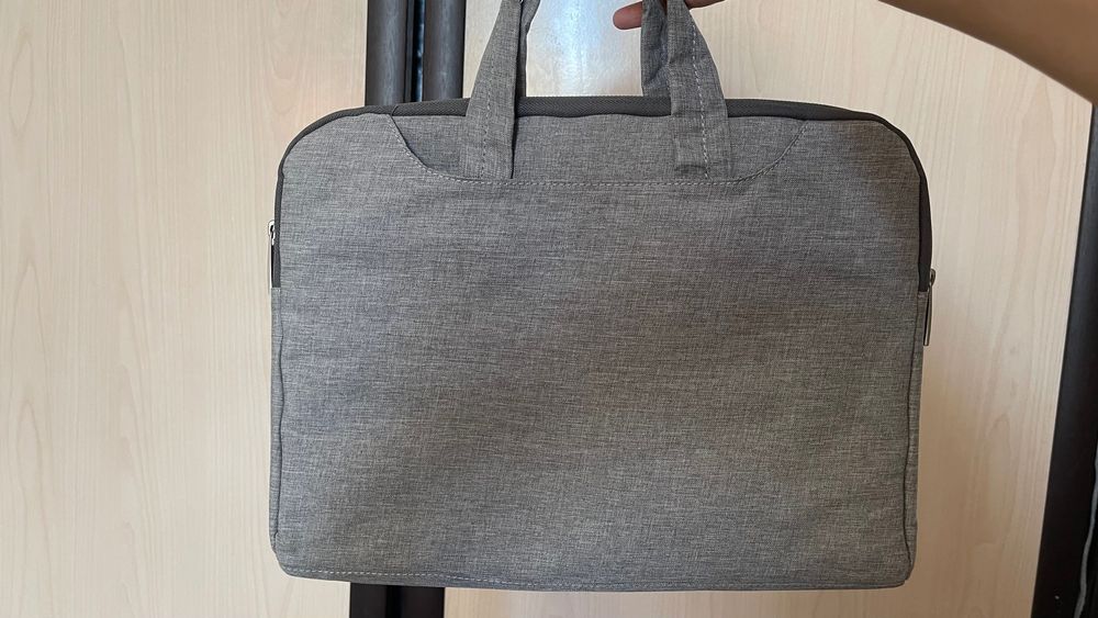 Сумки для ноутбуков