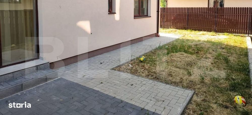 Apartament in vila, gradina de 76 mp, la 5 minute de Metro — fotografia 1